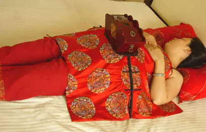 艾灸的作用是什么？ 怎樣用艾灸養(yǎng)生？